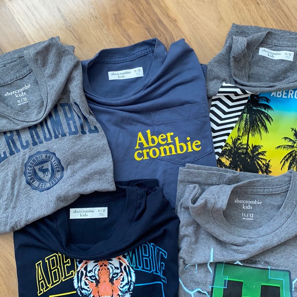 *** SOLD*** Abercrombie Kids boys graphic tee bundle - Picture 2 of 2